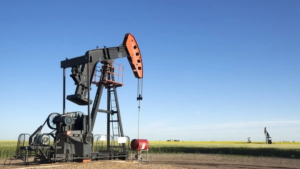 ارتفاع أسعار النفط بعد إلغاء ترامب ترخيص عمل شيفرون في فنزويلا