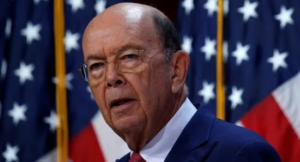 وزير التجارة الأميركي يستبعد تأجيل فرض رسوم الصلب والألمنيوم