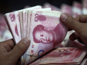 الصين تُخفض سعر الفائدة واحتياطي البنوك الإلزامي لدعم اقتصادها