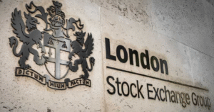 بورصة لندن تدرس تطبيق نظام التداول على مدار الساعة