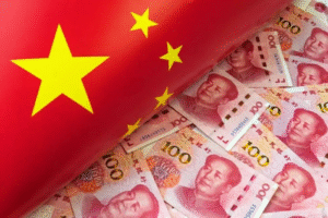 اليوان يلامس أدنى مستوى خلال 3 أسابيع مقابل الدولار